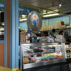 Dessert counter