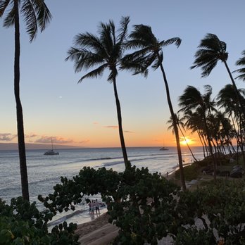 Japengo - Sunset view from back of restaurant - Asian Fusion Near Me - Lahaina, Hawaii Japengo - Sunset view from back of restaurant - Asian Fusion Near Me - Lahaina, Hawaii
