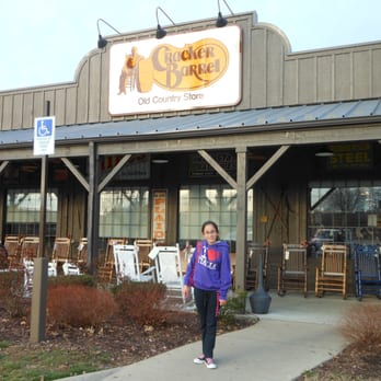 Cracker Barrel Old Country Store - Ready for breakfast MAR2013 - American Near Me - Franklin, Tennessee
