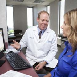 Revati Wellness - Dr. Tom explains results to a patient