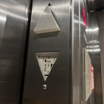 SpringHill Suites by Marriott The Dunes On Monterey Bay - Broken down arrow in the  passenger elevator - Hotels Near Me - Marina, California