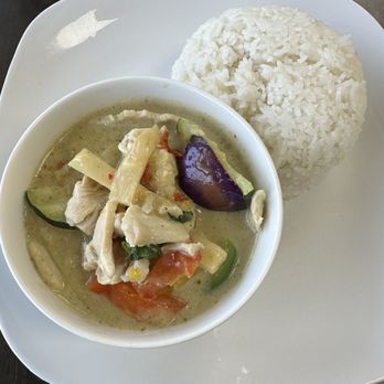 Thai Delish Kitchen - Green Curry - Thai Near Me - Victor, New York