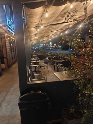 Taste wine-beer-kitchen by null