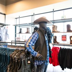 Ariat Outlet