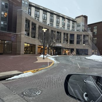 ICON - Apartments Near Me - Hernon, Virginia