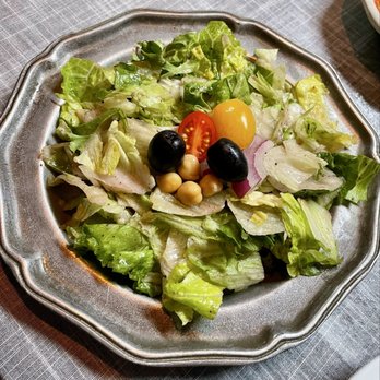 Oliverio's Ristorante - House Salad - Italian Near Me - Morgantown, West Virginia Oliverio's Ristorante - House Salad - Italian Near Me - Morgantown, West Virginia