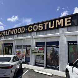 Hollywood Studio's Costumes - Hollywood Costumes Cards Collectibles , in Lake Park Florida