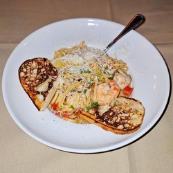 Peppercorn Grille - Shrimp and scallop scampi