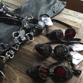 Gothic Renaissance - Costumes Near Me - New York, New York