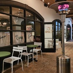 Bar Capri - Outside patio