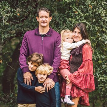 Front Portraits - Fall Holiday Family Photo Session - Session Photography Near Me