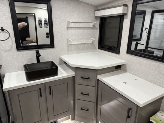 Bathroom Countertops - We have the best prices on LV area, good quality material and work done professionally by a crew of experts, more than 8 years in the business. No job is too big or too small for us! We do Granite , Quartz , marble, bbq kitchens, fire pits, chimneys , shower walls , full kitchen backsplash, waterfalls , also we work with prefabs too! Ask about our pricing discount. Bathroom Countertops - We have the best prices on LV area, good quality material and work done professionally by a crew of experts, more than 8 years in the business. No job is too big or too small for us! We do Granite , Quartz , marble, bbq kitchens, fire pits, chimneys , shower walls , full kitchen backsplash, waterfalls , also we work with prefabs too! Ask about our pricing discount.