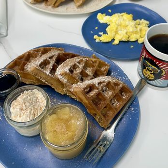 Waffle Monkey - Apple pie waffle - Breakfast & Brunch Near Me - Sarasota, Florida Waffle Monkey - Apple pie waffle - Breakfast & Brunch Near Me - Sarasota, Florida