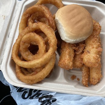 Chicken Shack - Cod Dinner 5-pc with Onion Rings and Roll - Chicken Wings Near Me - Bloomfield Hills, Michigan