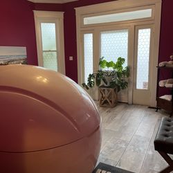 Sana Vita by Foundation - Sensory depravation water tank