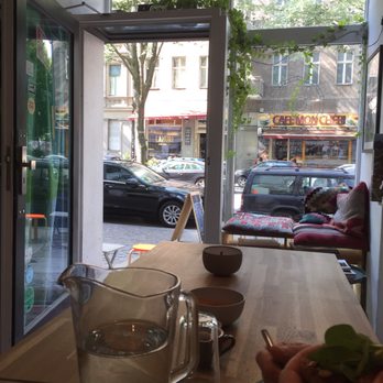 Pola cafe - Inside - Cafes Near Me - Berlin, BE Pola cafe - Inside - Cafes Near Me - Berlin, BE