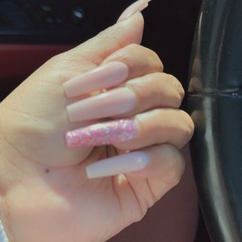 Lemihe Nails Salon - Full set - Nail Salons Near Me - Chino, California