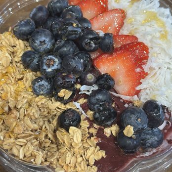 Baya Bar - Acai & Smoothie Shop - Juice Bars & Smoothies Near Me - Blue Bell, Pennsylvania