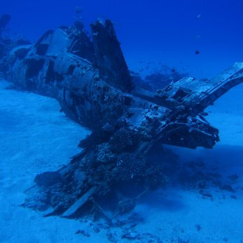 Kaimana Divers - Corsair wreck, off Hawaii Kai - Scuba Diving Near Me - Honolulu, Hawaii