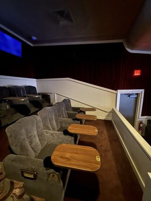 The River Oaks Theatre by null