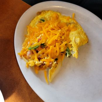 Shari's Cafe and Pies - Small portion denver omelette - American Near Me - San Bruno, California