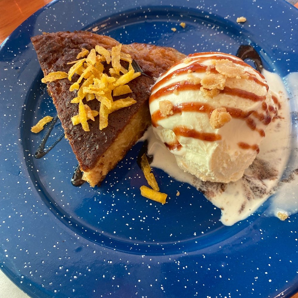 El Teapaneco - Corn cake with vanilla icecream - Mexican Near Me - Villahermosa, TAB