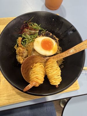 Amoy Street Food Centre by null