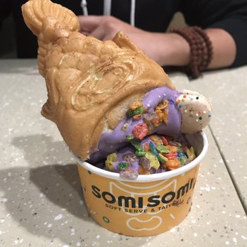 Somisomi - Ice cream wasn't filled up the way and had gaps. Also received a burnt taiyaki (not pictured) and had to ask for a new one. - Desserts Near Me - Cupertino, California Somisomi - Ice cream wasn't filled up the way and had gaps. Also received a burnt taiyaki (not pictured) and had to ask for a new one. - Desserts Near Me - Cupertino, California