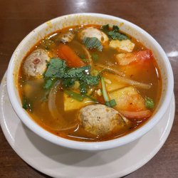 Best Thai Signature - Small Tom Yum Soup