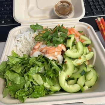Banh Mi City - Noodle Salad (shrimp) - Vietnamese Near Me - Chicago, Illinois