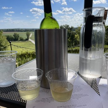 Lake Creek Winery - Farmhouse White - Wineries Near Me - Marthasville, Missouri