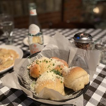 Ippolitos - Delicious , hot garlic rolls - Italian Near Me - Roswell, Georgia
