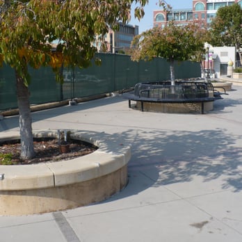 Plaza del Sol - Tree wells and benches - Parks Near Me - Sunnyvale, California