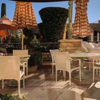 Tableau - View of outside seating. - Breakfast & Brunch Near Me - Las Vegas, Nevada