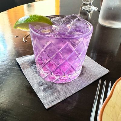 Local 11ten Food | Wine by null
