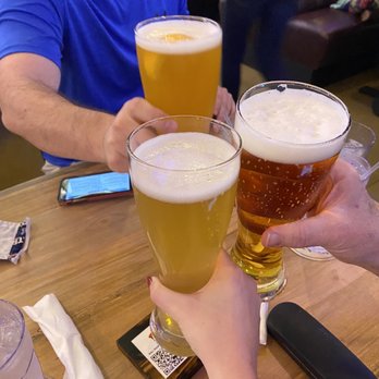 Rock & Brews - Burgers Near Me - Lutz, Florida Rock & Brews - Burgers Near Me - Lutz, Florida