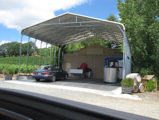 BobDog Wines by null