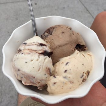Little Man - This is huge for a medium and you can add all the flavors you want. - Ice Cream & Frozen Yogurt Near Me - Fort Collins, Colorado
