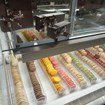 Vanille Patisserie - Macarons - Desserts Near Me - Chicago, Illinois Vanille Patisserie - Macarons - Desserts Near Me - Chicago, Illinois