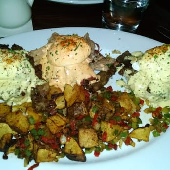 Chicago q - Eggs benedict trio - Barbeque Near Me - Chicago, Illinois