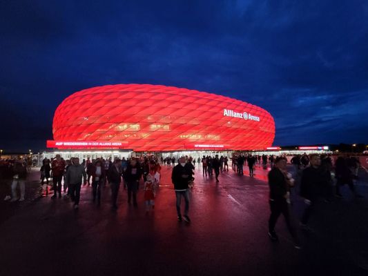 Allianz Arena by null