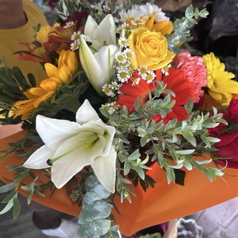 Florena - Smaller arrangements - Florists Near Me - Encinitas, California