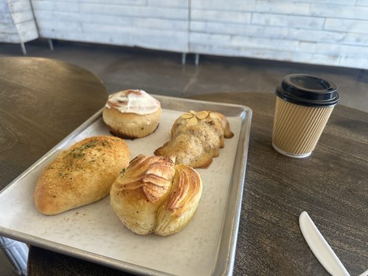 Roji Bakery by null