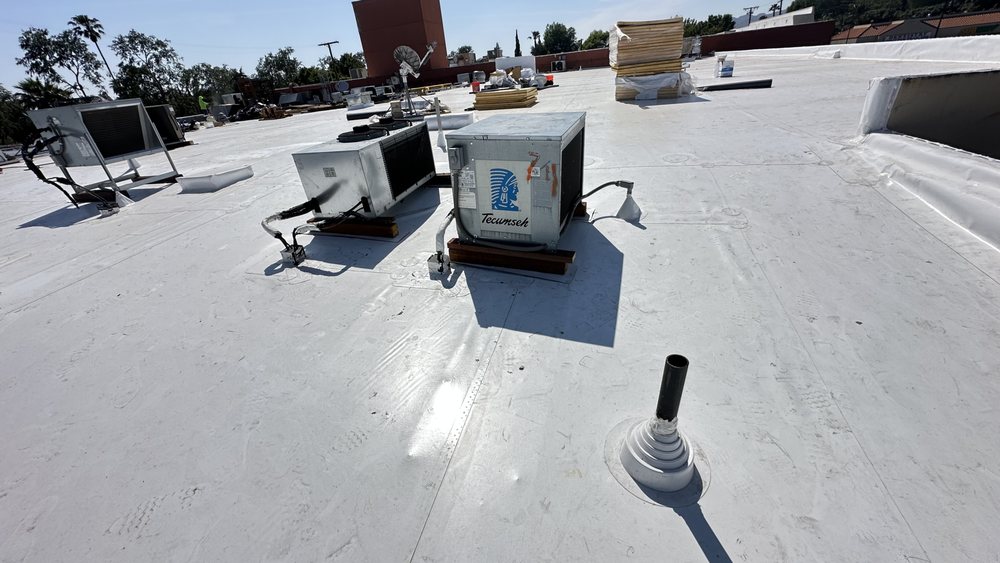 Slide of Roca Roofing