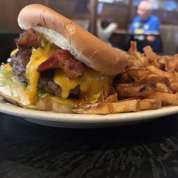 The Brook Restaurant & Bar - 1/2 Pound Bacon Cheese Burger - New American Near Me - Tulsa, Oklahoma