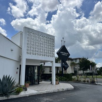 Black Bean Deli - Entrance - Cuban Near Me - Winter Park, Florida