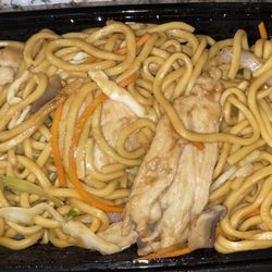 Grow Green - Chicken lo mein