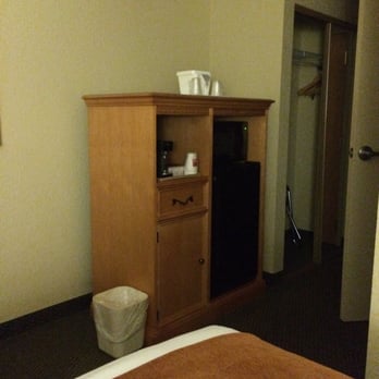 Comfort Suites Downtown - All rooms have a mini fridge - Hotels Near Me - Orlando, Florida