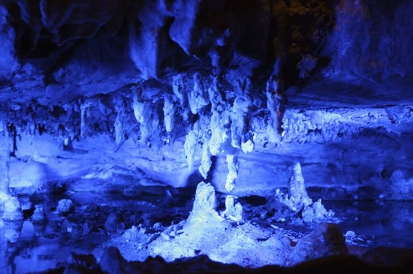 Ruby Falls by null