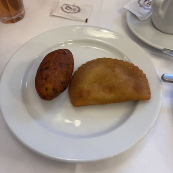 Confeitaria Nacional - Bakeries Near Me - Lisbon, 11 Confeitaria Nacional - Bakeries Near Me - Lisbon, 11
